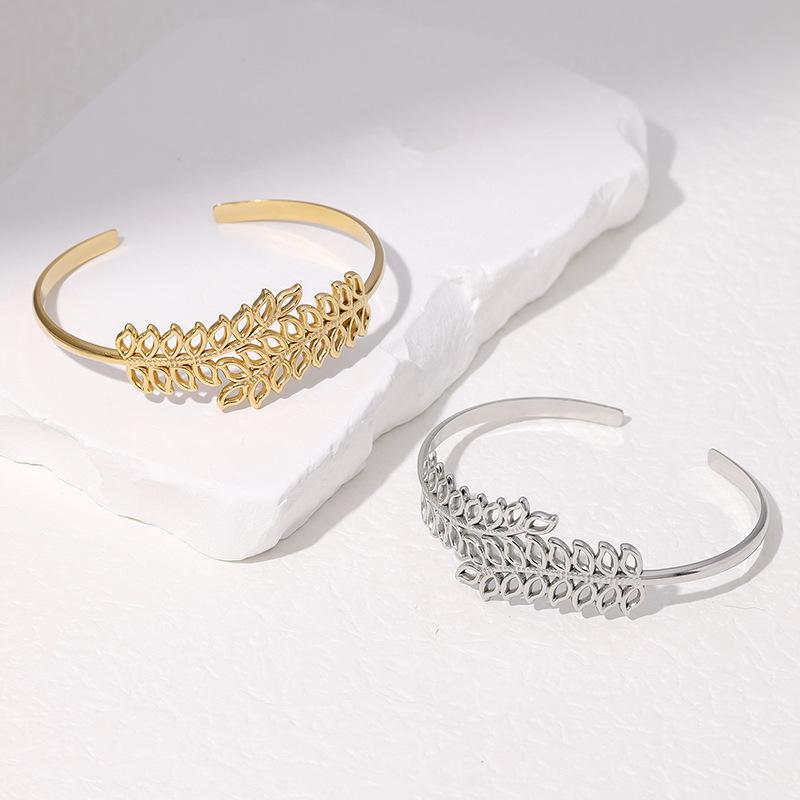 Hypoallergenic Luxury Fashion Stainless Steel Bracelets Creative Hollow Leaf Opening Bracelets Personality Niche High-end Sense