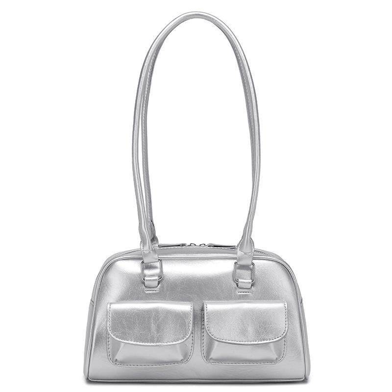 

Retro College Style Women s Shoulder Bag - 2026 Large Capacity, Casual Handbag for Students and Commutes срібний