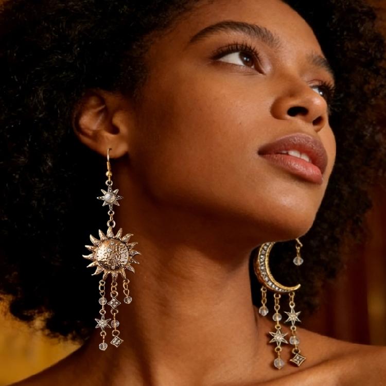 Orecchini Pendenti Bohémien Sole Luna Stella con Nappe Lunghe Accessori Gioielli Retrò Per Donne e Ragazze