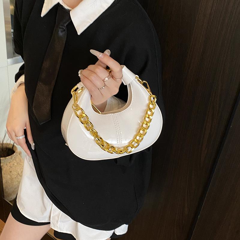 Textured mini dumpling bag women's 2025 summer new fashion versatile chain shoulder bag temperament portable messenger bag