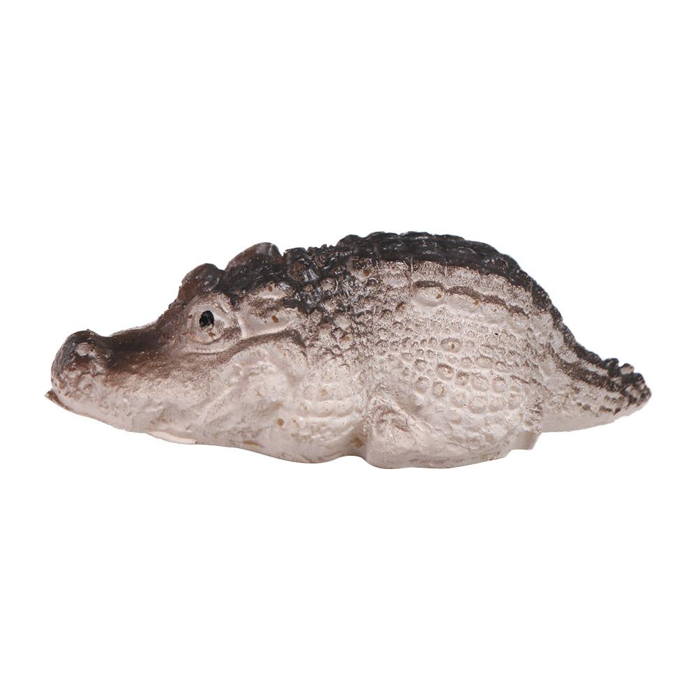 Resin Pet Figurine Lovely Crocodile Miniatures Handmade Pet Model Tea Lovers