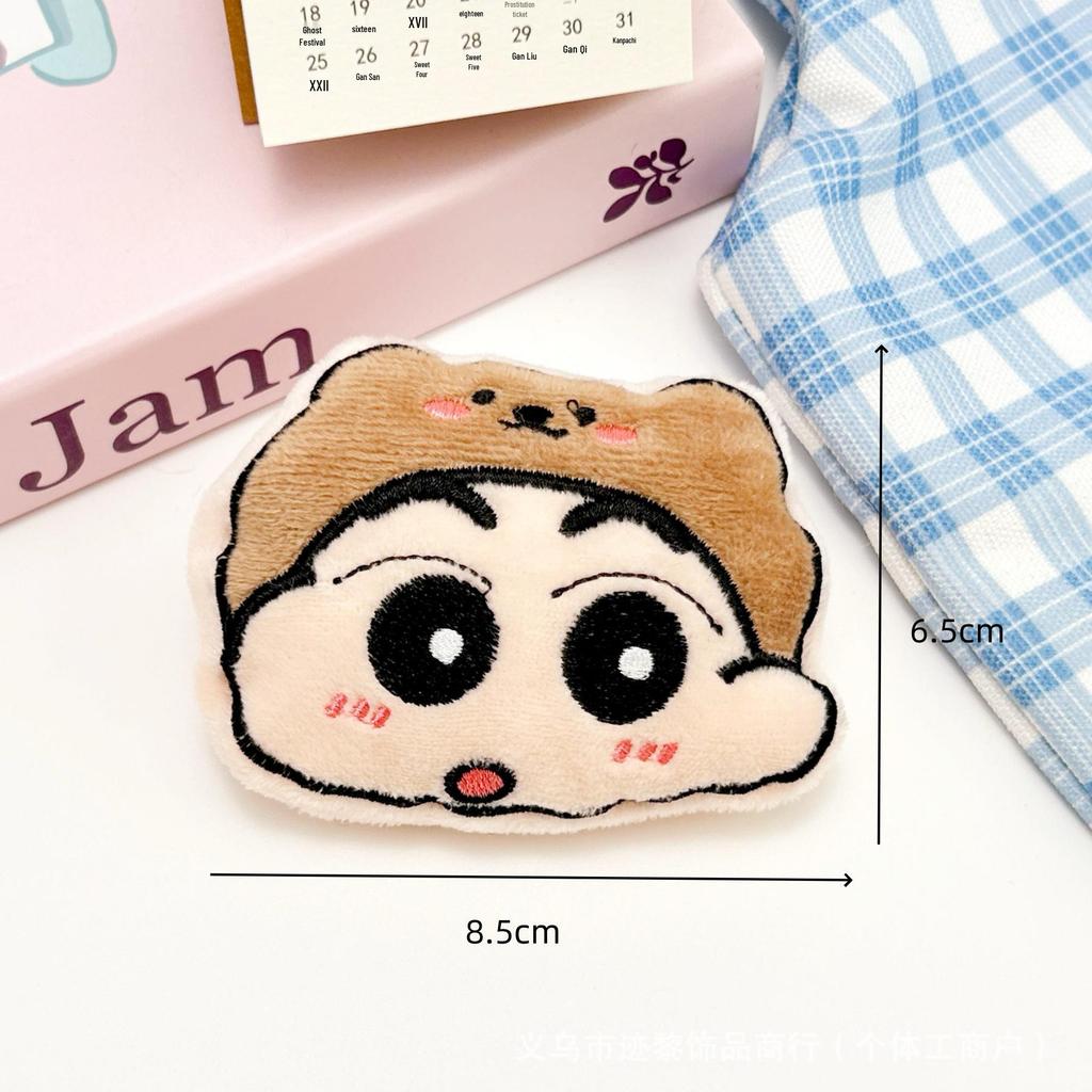 Cute Crayon Shin-chan Squeaky Plush Pendant with Cartoon Sunglasses, Masao Doll Brooch, and Shin-chan Accessories.