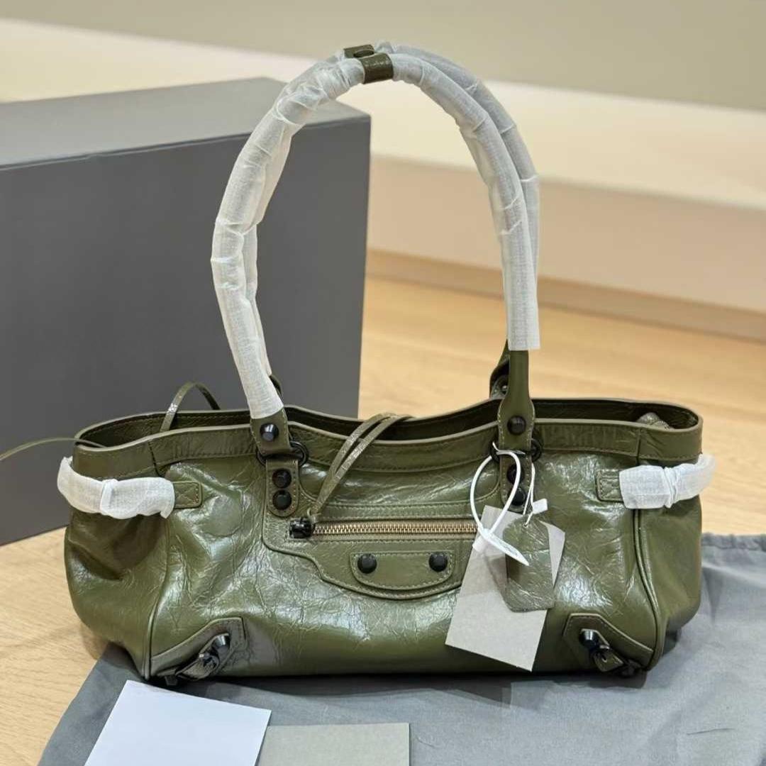 

Мотоциклетная сумка, стиль ношения через плечо. M