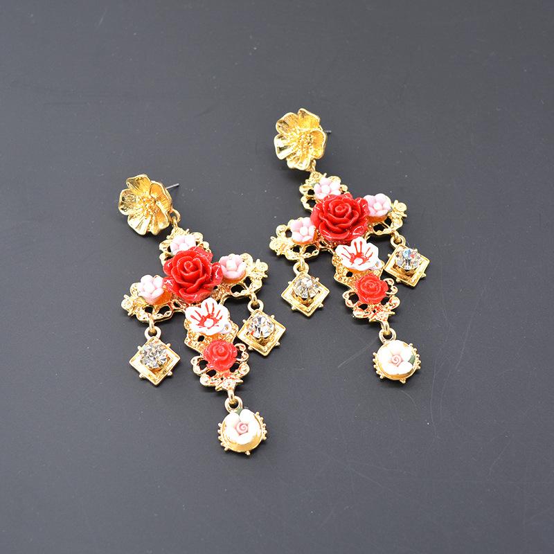 Boucles d'oreilles baroques de style rétro, boucles d'oreilles à pampilles, longues boucles d'oreilles tissées à la main en perles, boucles d'oreilles de style peinture à l'huile de palais