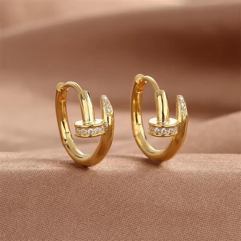 1pair New Women's Earrings With Niche Design Simple Ear Clips Light Luxury Versatile And Stylish Accessories