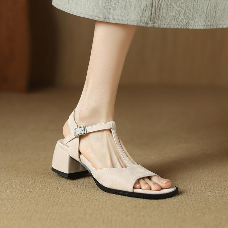 

Summer women s hollow sandals casual solid color soft-soled women s high-heeled sandals cover feet and pedal new large-size shoes 39