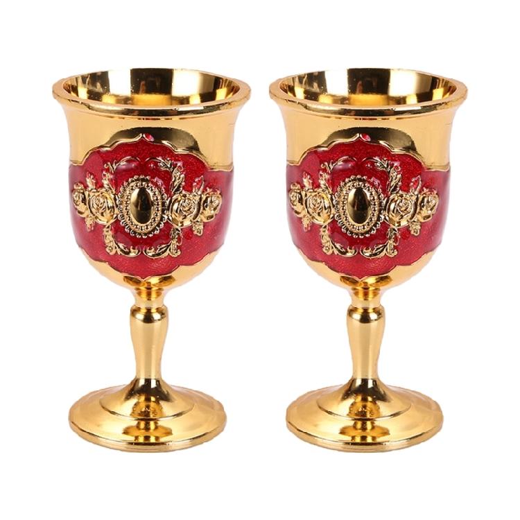 

2 Piece Flower Embossed Metal Goblet Shot Glasses For Cocktails Whiskeys Drinking Cup For Parties And Home Decoration