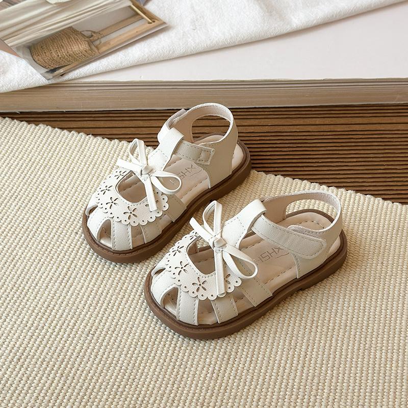 

Baby girl sandals, summer soft-soled princess shoes for girls, breathable perforated toe shoes, and baby walking shoes 25