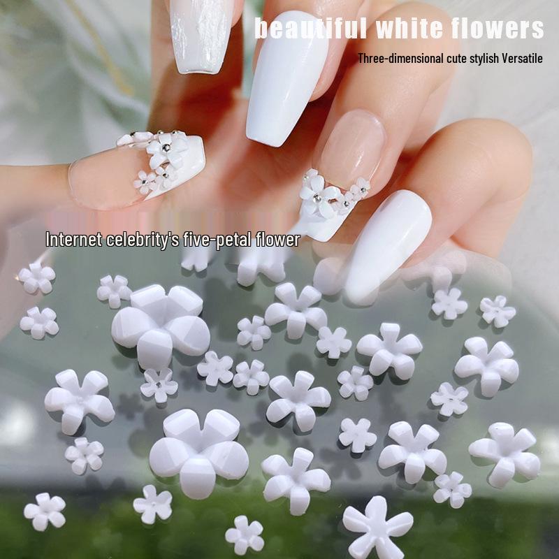 100pcs 3D Japanese-Style Five-Petal White Flower Resin Nail Decorations
