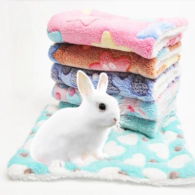 Small Pet Coral Fleece Cotton Pad Thickened Warm Cats Hamsters Rabbits Guinea Pigs Hedgehogs Winter Cotton Nest Pad Mats