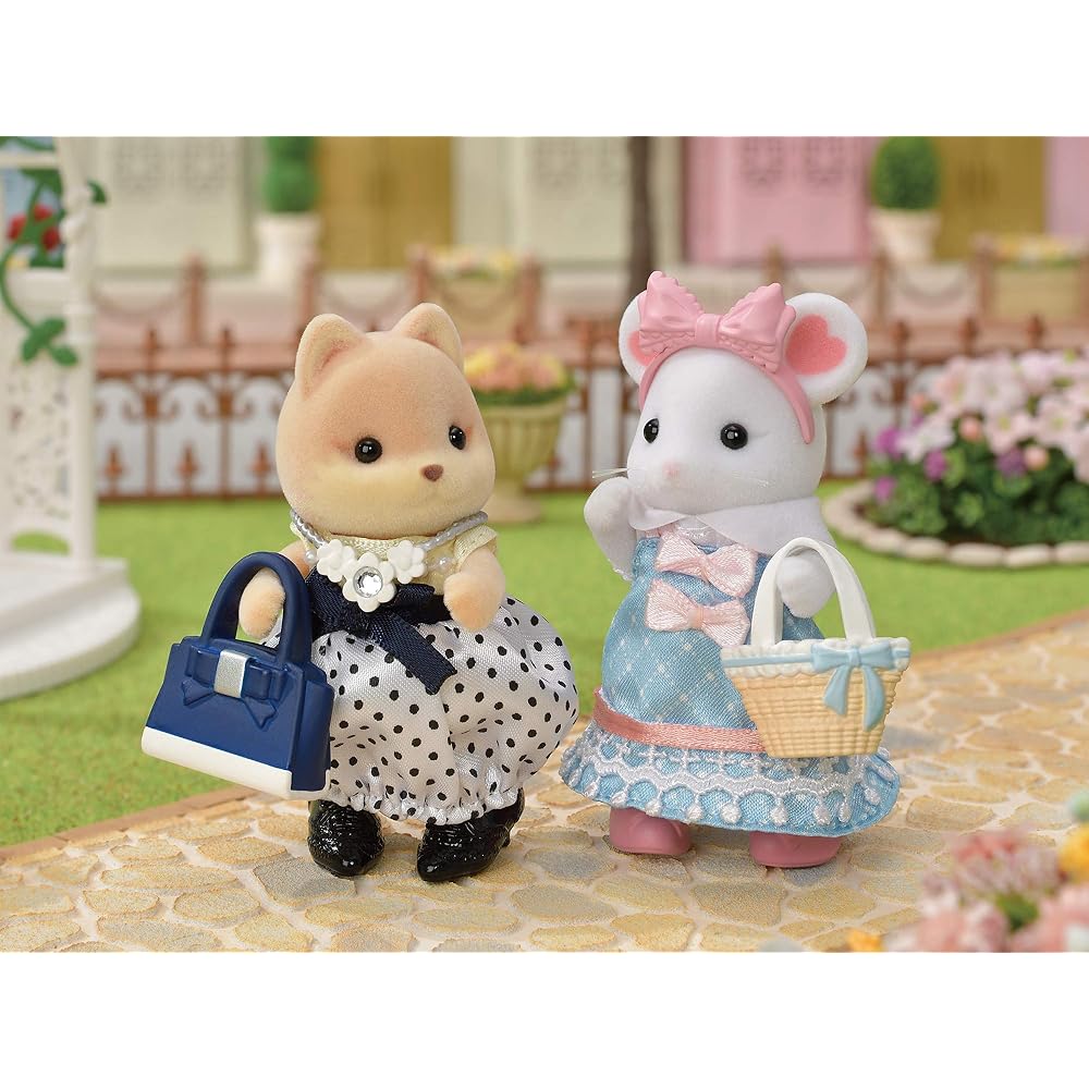 Sylvanian Families Town Sweet Ribbon Collection Fashion Set Toy Dollhouse for Ages 3 and Up