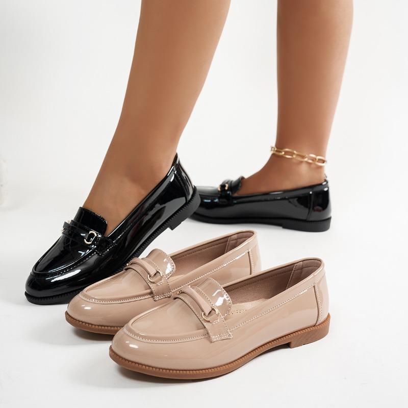 Large size stitching solid color women s flat loafers e-commerce supply British style retro style fashion versatile 36