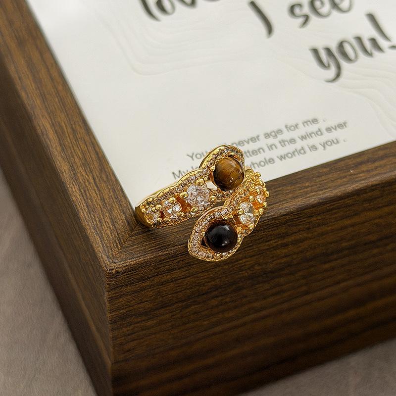 Fashion Temperament Maillard Retro Hong Kong Style Imitation Tiger'S Eye Stone Open Ring Women'S Irregular Light Luxury Personality Index Finger Ring