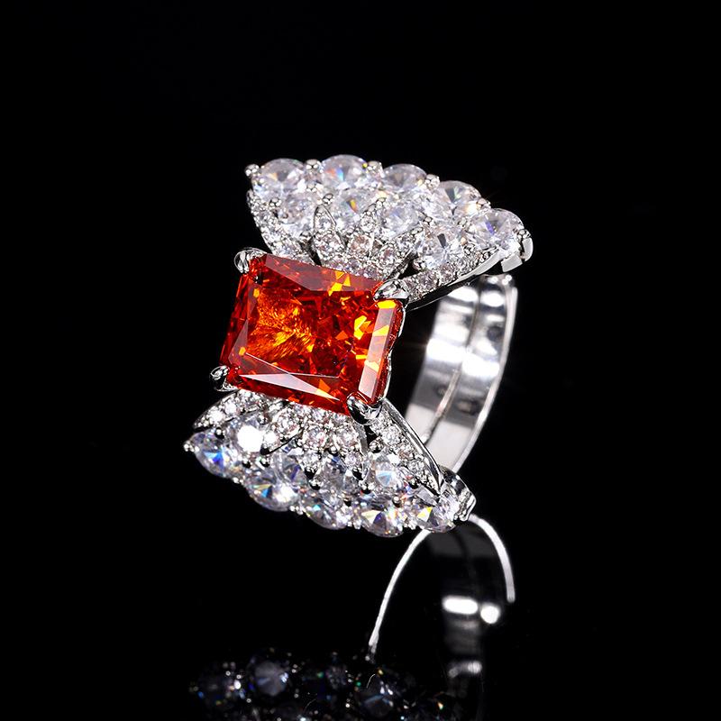 

Jewelry Copper Bottom Gold-Plated High Carbon Diamond Ice Flower Cut Copper Inlaid Temperament Light Luxury Butterfly Ring Female 8 * 10
