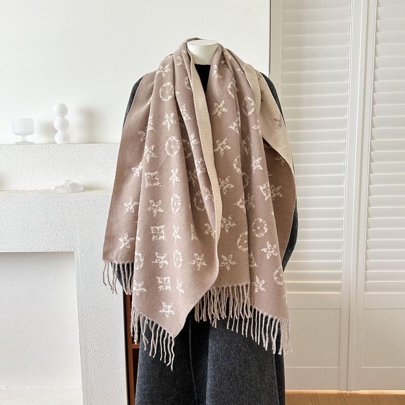 Women's Elegant British Style Double-Sided Jacquard Winter Scarf & Shawl