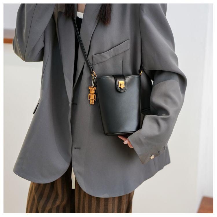 IELGY Women's High-end Mobile Phone Bag Frosted Shoulder Crossbody Bag