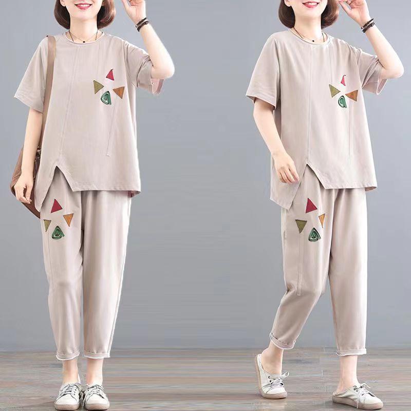 Übergröße Damen Sommer T-Shirt & Neun-Punkt-Hose Aktiv-Set