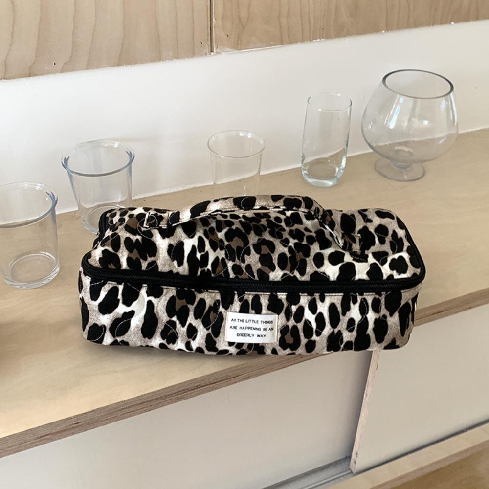 Quilting Cotton Hair Dryer Storage Bag with Handle Large Capacity Carrying Case Dustproof Soft Curler Storage Bag for Travel