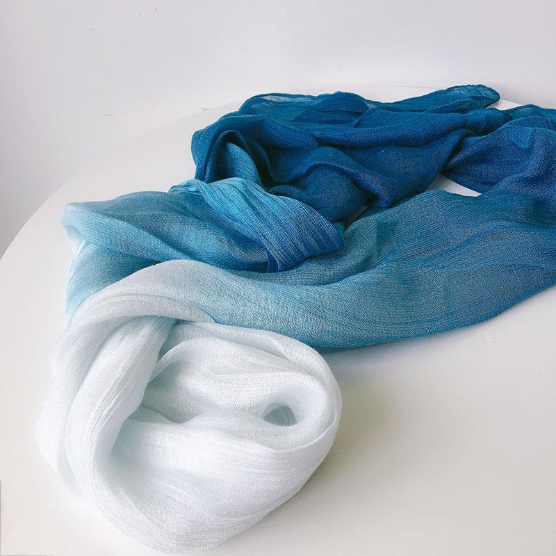 Spring And Autumn Thin Hanging Dye Gradual Change Blue Scarf Plant Dyeing Blue Dye Silk Scarf Women'S Fashion Versatile Literary Shawl