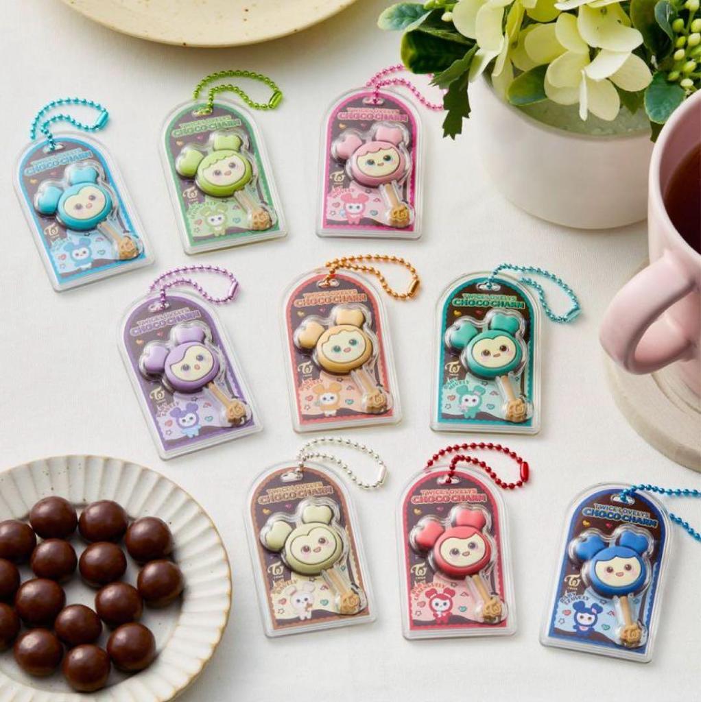 [USED] Mina TWICE LOVELYS Chocolate Covered Cookies & Charm Charm Only
