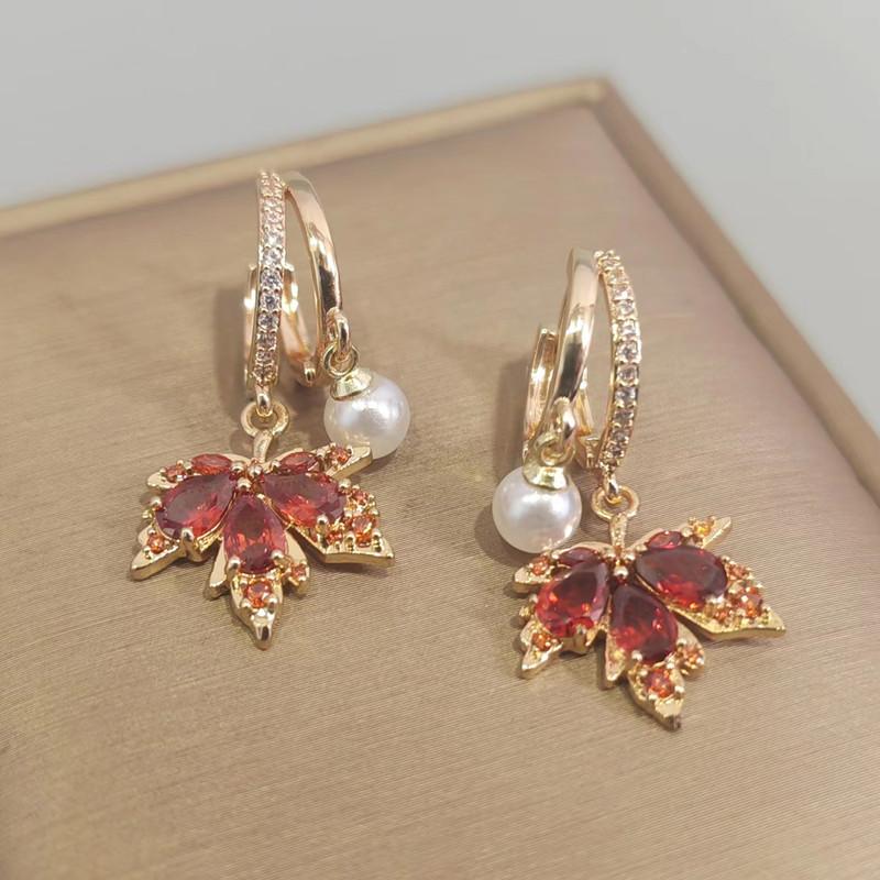Brincos de gota de folha de bordo de zircônia vermelha para mulheres 2023 nova moda casamento noivado festa joias acessórios