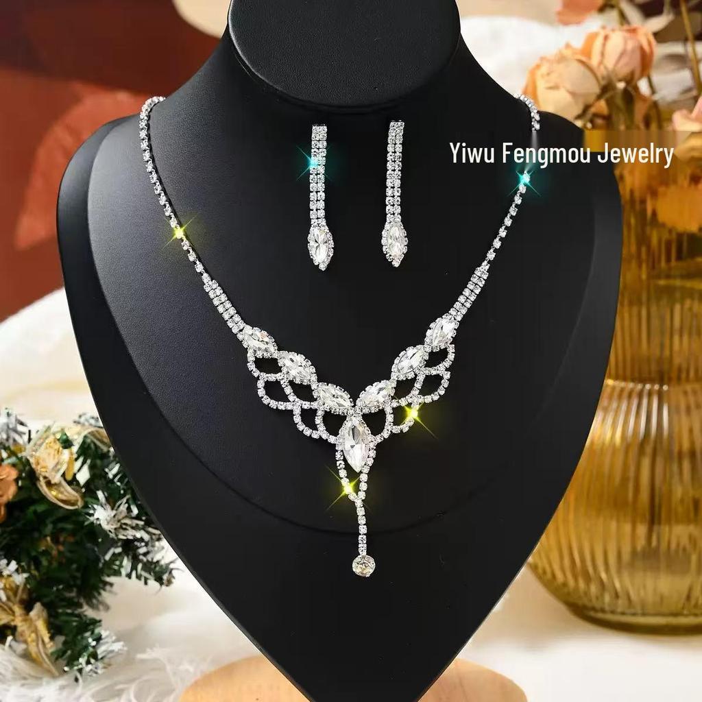 Sparkling Diamond Bridal Necklace & Earrings Set for Wedding and Evening Dress