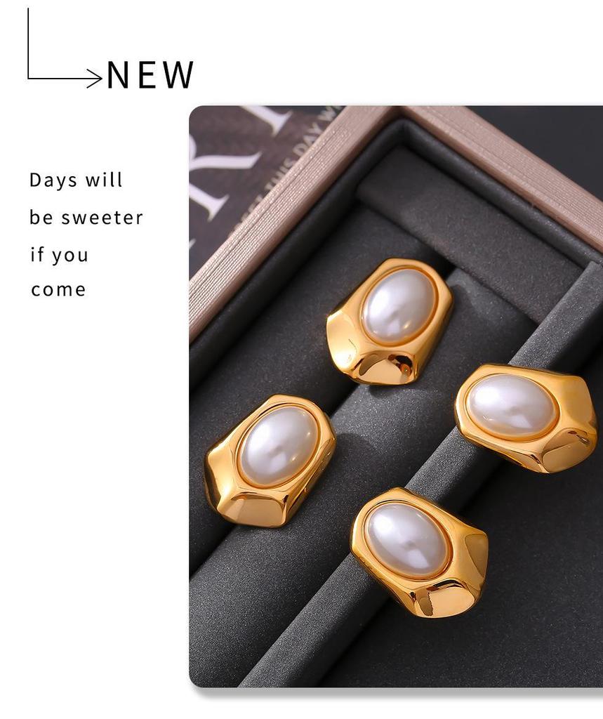 European Geometric Hexagon Stud Earrings with Imitation Pearl in 18K Gold Plated Titanium Steel