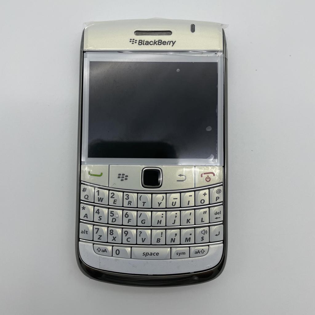Refurbished BlackBerry Bold 9700 3MP Mobile Phone  With 1 SIM