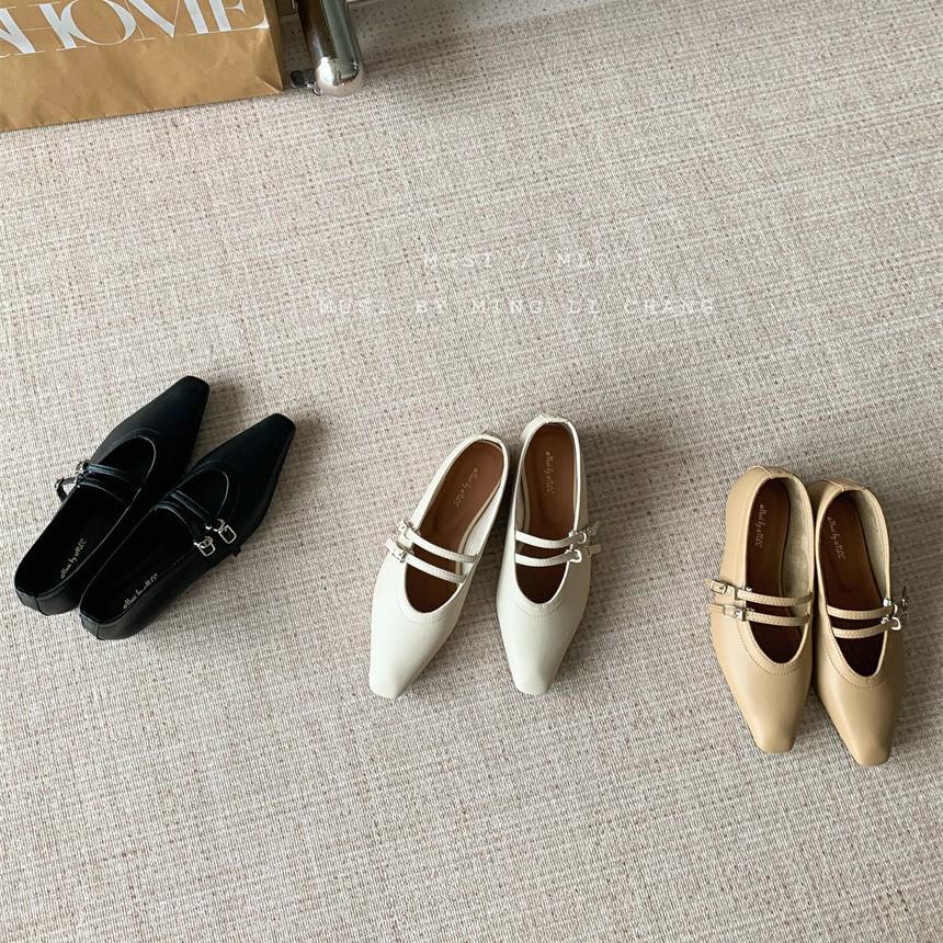 2025 Height increase retro round head shallow mouth single shoes women's new one-word with soft leather thick sole Mary Jane small leather shoes