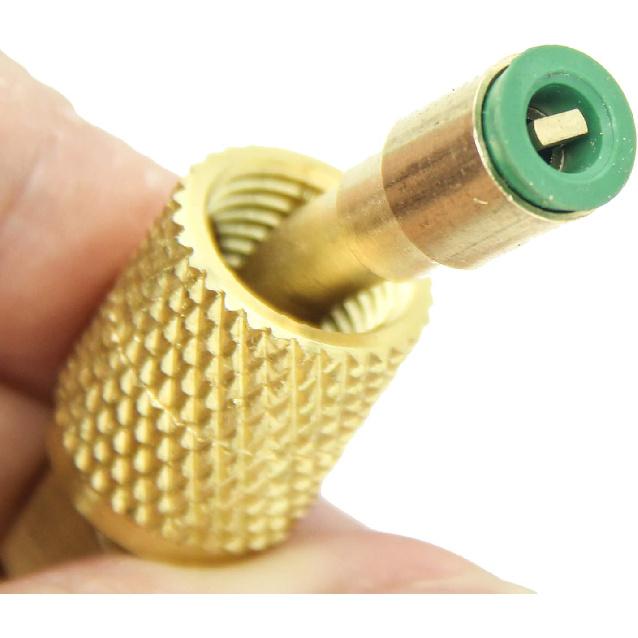 Mini Split Adapter, R410A Adapter, R-410a Refrigerant Adapter, 5/16In SAE Female Quick Couplers to 1/4In SAE Male Flare, 45 Degree Charging Vacuum