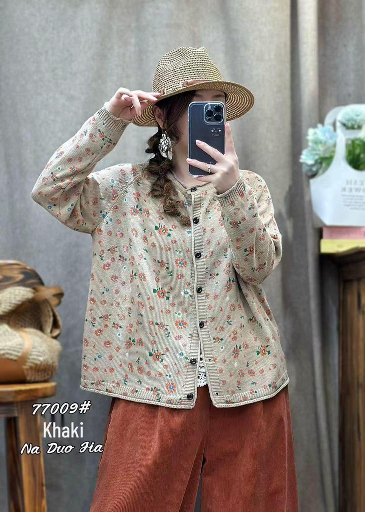 Autumn New Arrival: Women's Retro Floral Loose Knit Cardigan - Artistic Casual Long Sleeve Round Neck Top