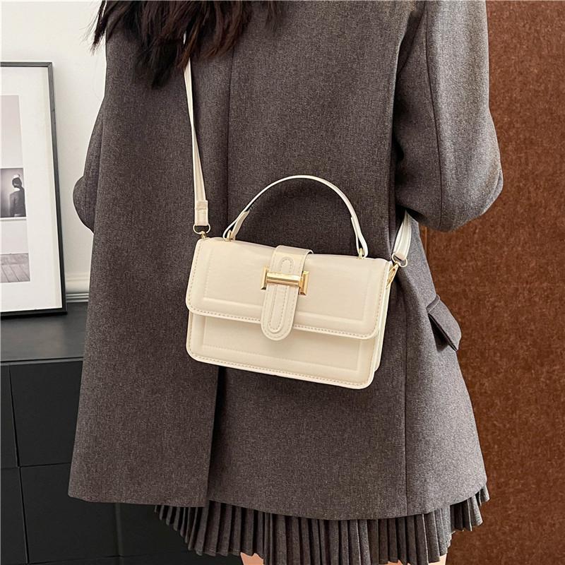 Schicke und elegante kleine quadratische Handtasche aus weichem PU-Material für den täglichen Gebrauch