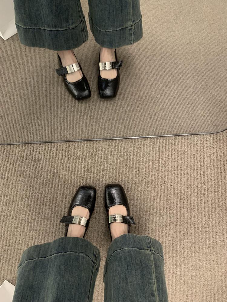 

Французские вечерние туфли с внутренним увеличением высоты, мягкие кожаные туфли для бабушки, женские универсальные туфли на танкетке белого цвета 40 чёрный