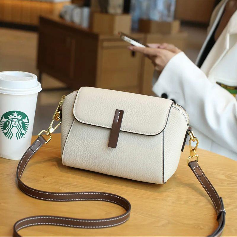 

Осень и Зима Натуральная Кожа Большая Вместимость Маленькая Квадратная Сумка