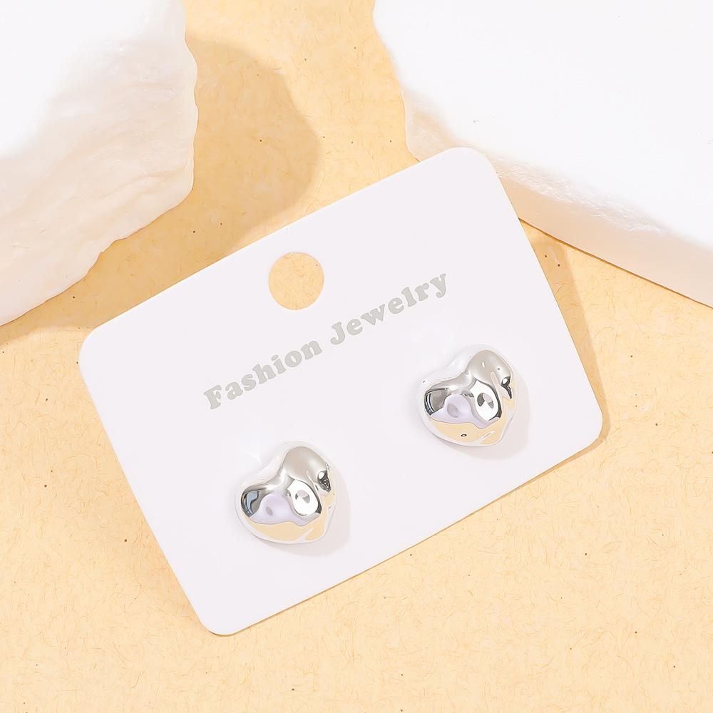 Love Acrylic Gold-plated Stud Earrings Are Fashionable, Simple and Sweet, Niche Design, Star Retro Earrings Set.
