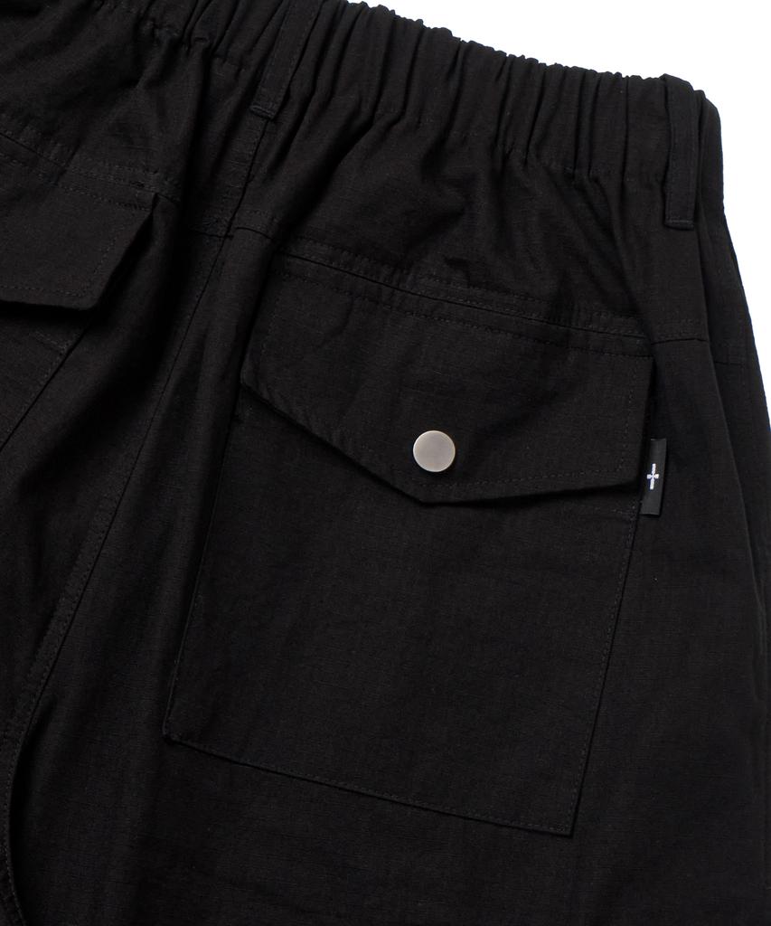 Masateu Rivet Cargo Bermuda Pants _ Black
