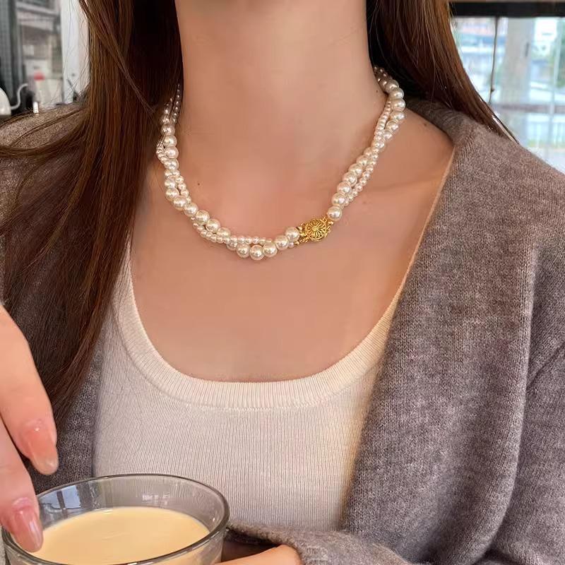 Glass Pearl Sunflower Buckle Double-Layer Winding Necklace Temperament Retro Helios Compass Buckle French Stacked Collarbone Chain
