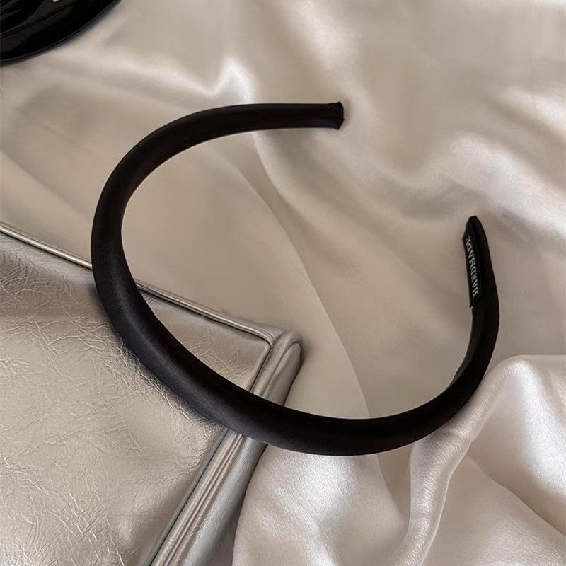 Red headband for women, wide-brimmed, hair-pressing, face-washing headband, high-end, stylish, fashionable headwear, hairpin headband