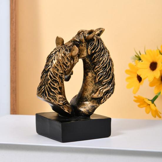 Doppelpferdekopf-Skulptur Harz Liebende Pferdefigur für Wohnzimmer Schlafzimmer Dekor Romantische Reiterstatue für Pferdeliebhaber Jubiläum