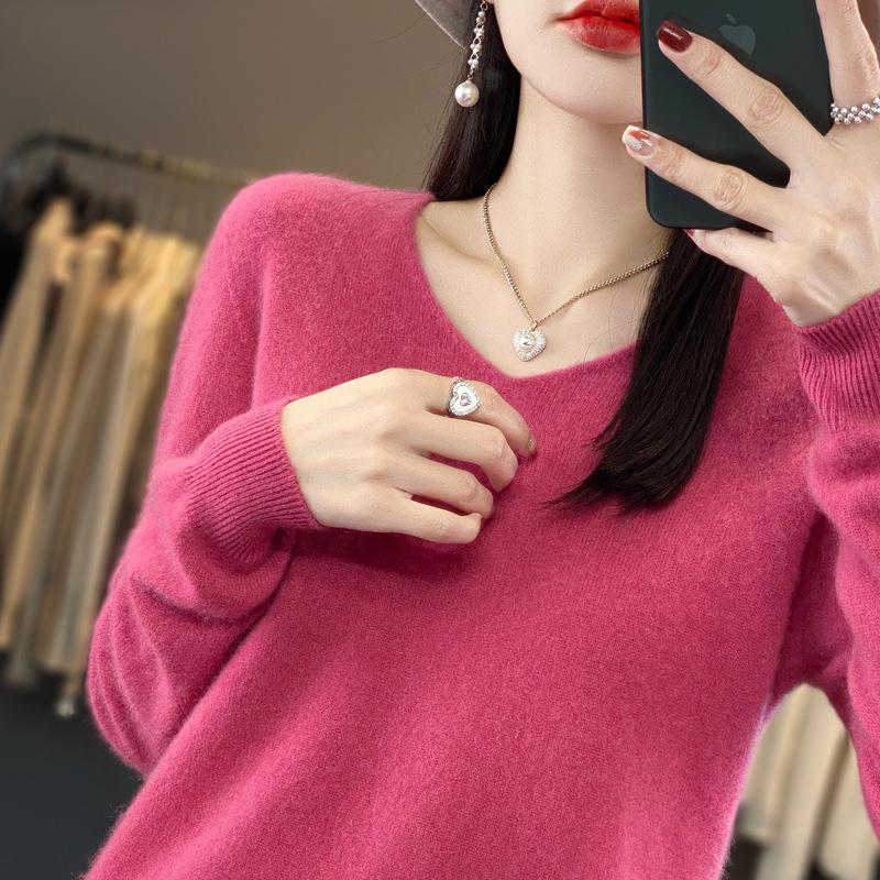 Women's V-Neck Seamless Wool Sweater - Loose, 100% Cashmere Knit for Autumn/Winter