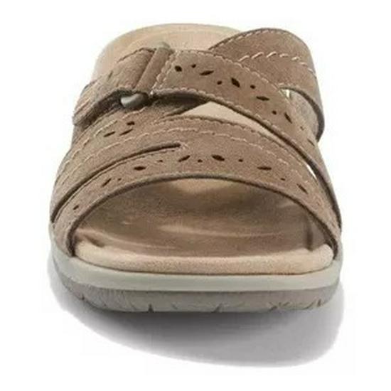 2021 Plus Size Women's Thick-Soled Carved Sandals & Slippers