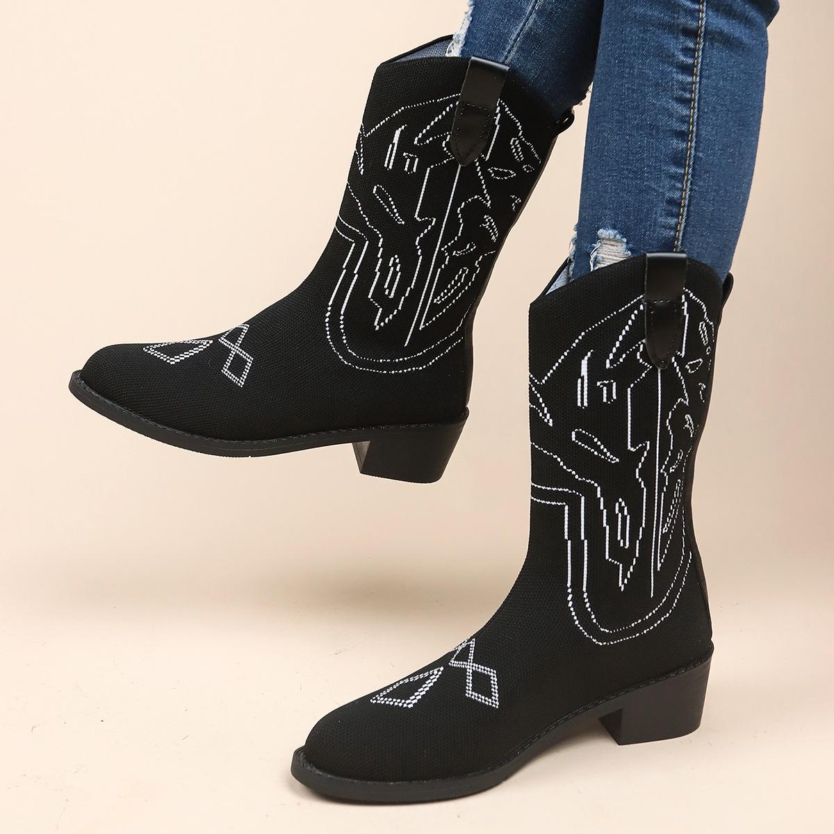 

Европейские и американские ретро вышитые высокие сапоги 2024 года осень и зима новые остроносые однотонные женские туфли модные сапоги 43 чёрный