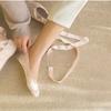 Ladies' Summer Seamless Lace Silicone Anti Slip Shallow Mouth Invisible Boat Socks