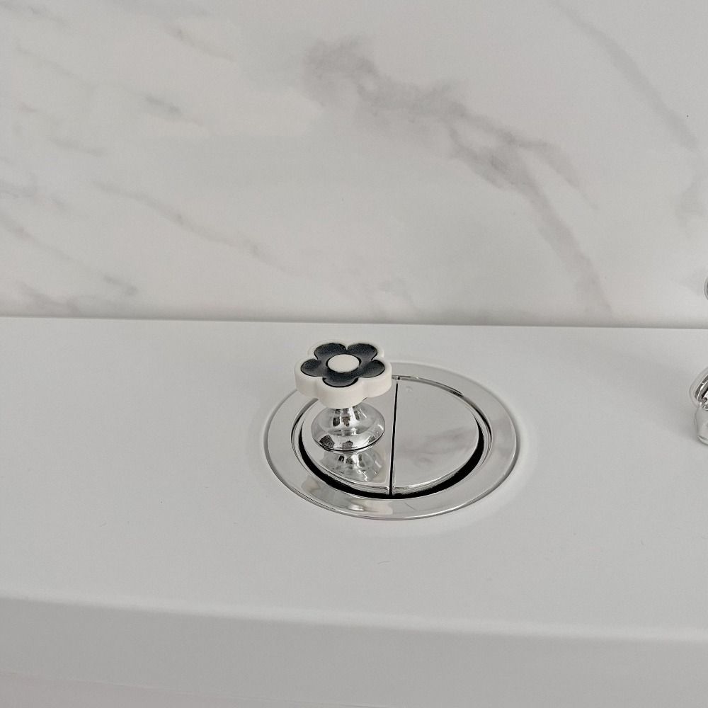 Portable Toilet Lid Lifter Labor-saving Toilet Press Switch Tool Universal Toilet Flush Button