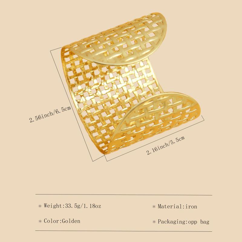 Women's European & American Fashion Metal Hollow-Out Exaggerated Elastic Bracelet Armlet