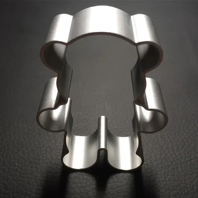 New Creative Bear Baking Tools Metal Alloy Cake Cookie Bakeware Mould Fondant Cookie Cutters Biscuit Mold Diy Little Bear
