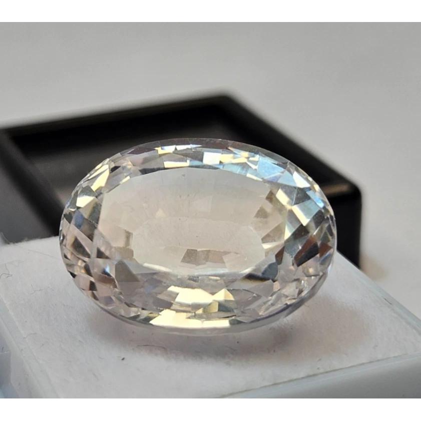 27-28 Ct Shine White Color Sapphire Oval Cut Beautiful Certified Loose Gemstone