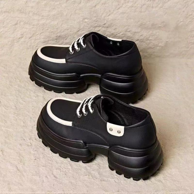 

Универсальные женские туфли на платформе, новая весенне-осенняя модная модель, на среднем каблуке, с увеличивающей рост подошвой 40 чёрный