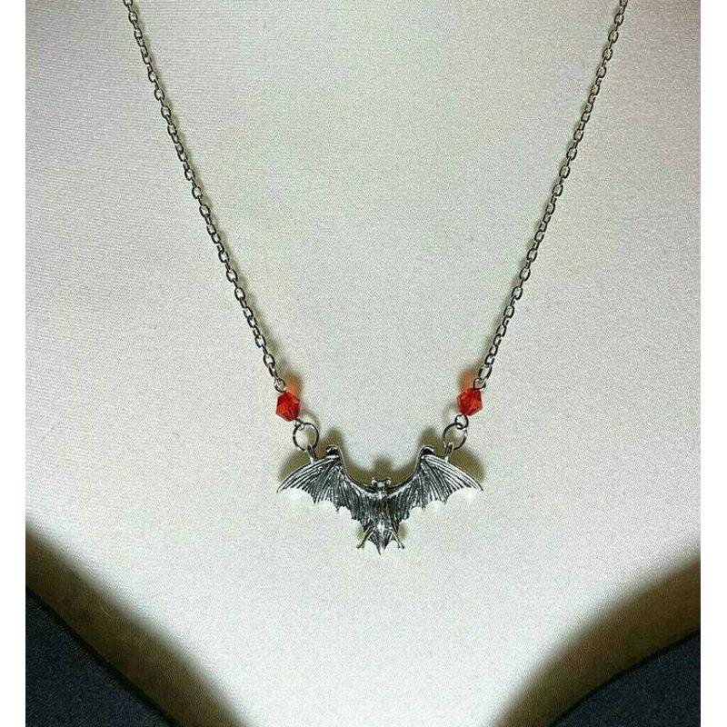 Gothic Punk Halloween Bat Pendant Necklace - Trendy Fashion Jewelry