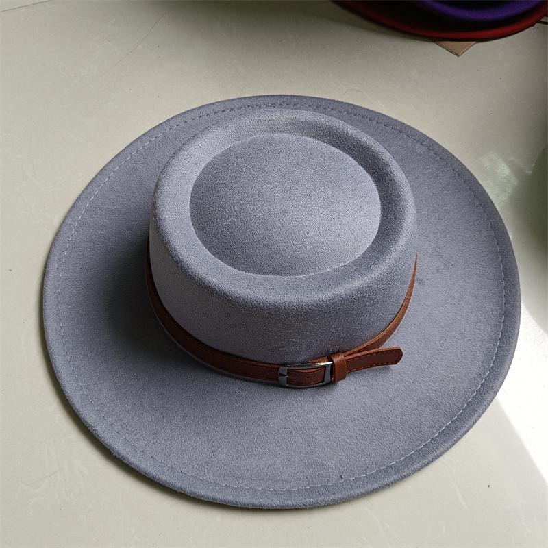 2026 Fedora Hat Winter Round Convex Flat Top Belt Accessories Rose Red Felt Jazz Hat for Men and Women Fedora Gorras